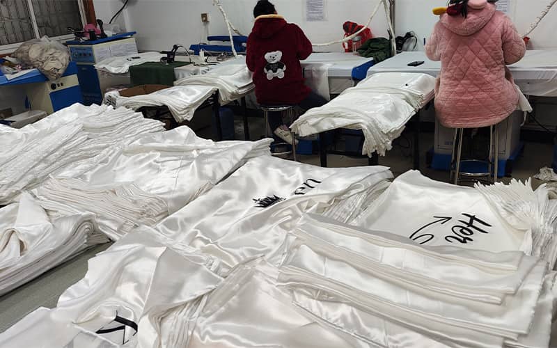 Silkua factory producing high-quality silk products at scale to reduce unit cost